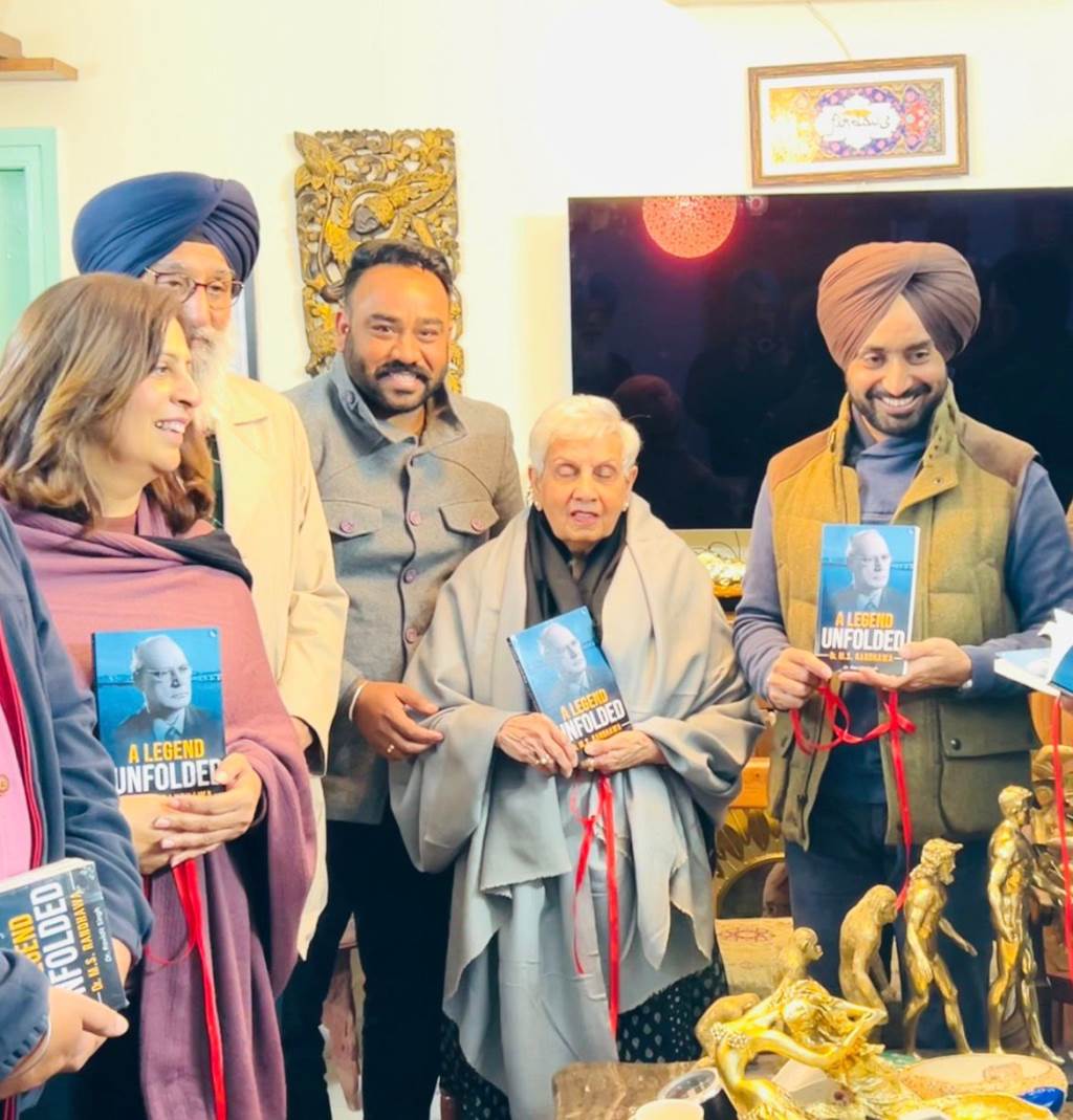 Dr Ravidit Singhs book on Mahendra Singh Randhawa was launched Satinder Sartaj was present